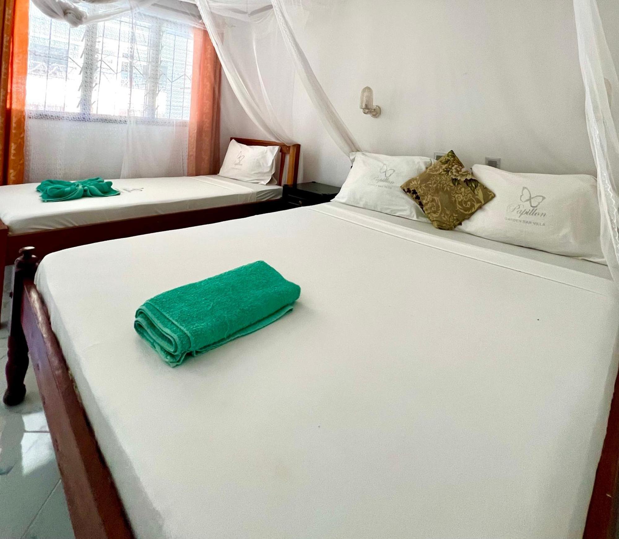 Papillon Garden Bar Villas Bamburi Exterior photo