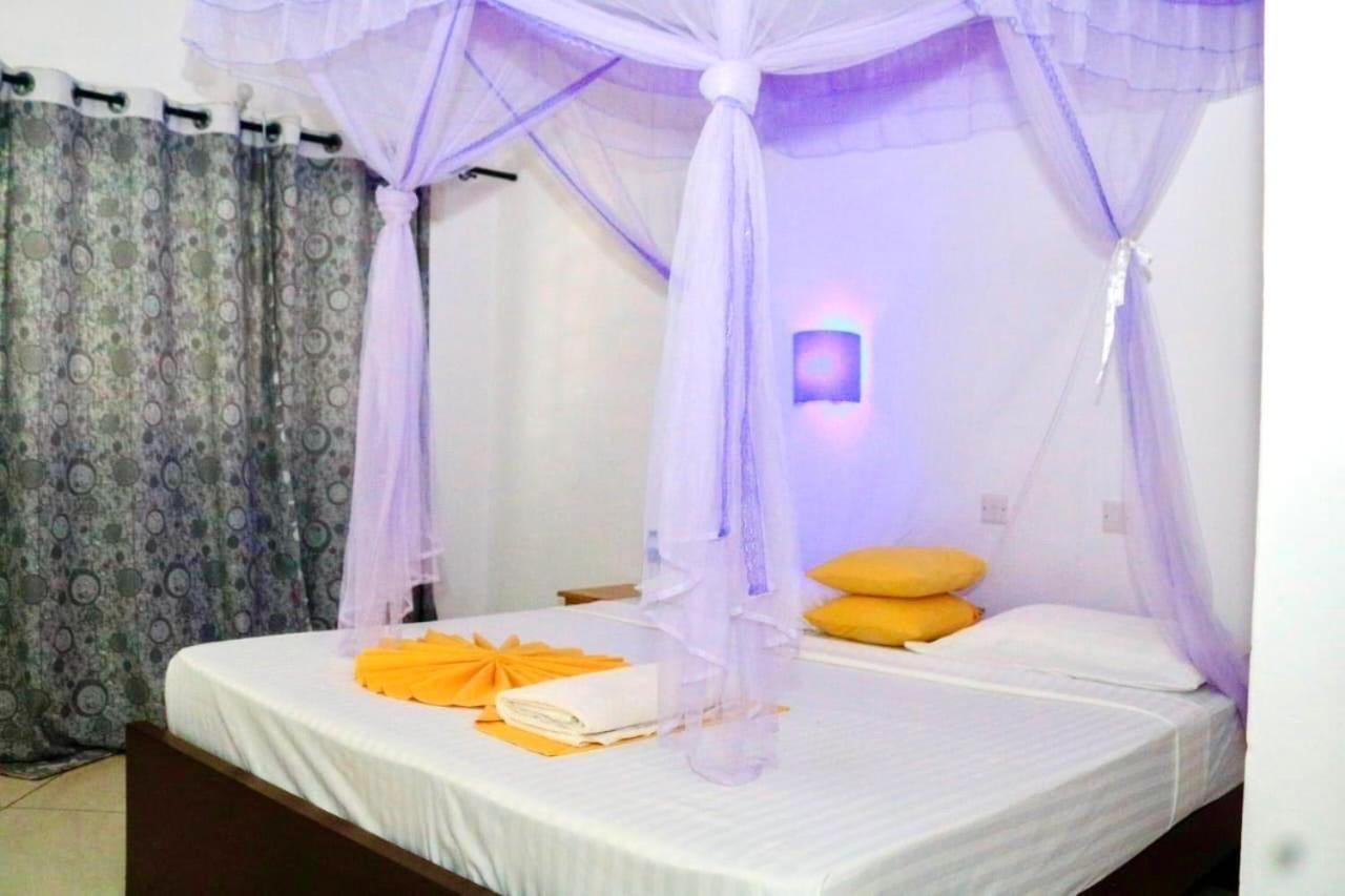 Papillon Garden Bar Villas Bamburi Exterior photo